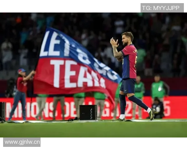 巴萨明确引援计划目标锁定左脚中卫强力边后卫与顶级中锋