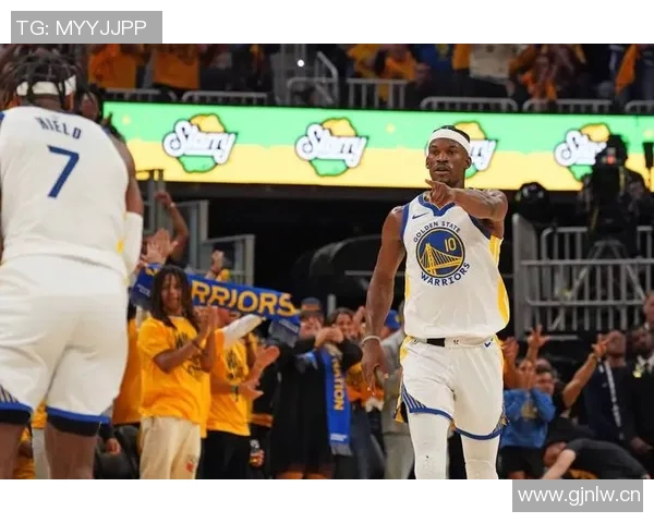 科尔阐述二阵容控球策略强调多控球手的重要性与霍福德的独特优势