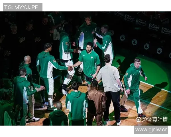 凯尔特人客场挑战尼克斯加尔扎与塔图姆缺阵其余球员状态良好 凯尔特人客场挑战尼克斯加尔扎与塔图姆缺阵其余球员状态良好