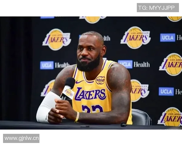 武圣期待詹姆斯再次换队展现精彩球风与职业生涯新篇章