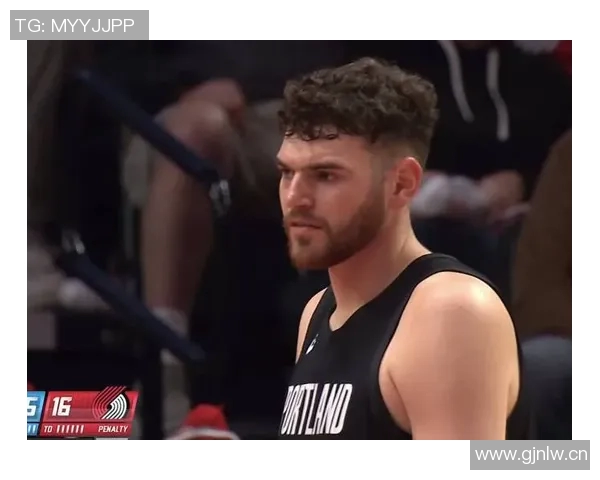 阿夫迪亚连续三场比赛得分20成为开拓者历史上第二位达成此成就的球员