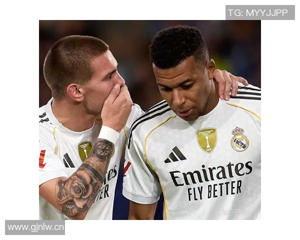 姆巴佩右脚踝轻微扭伤马斯坦托诺腿后肌疲劳需休息