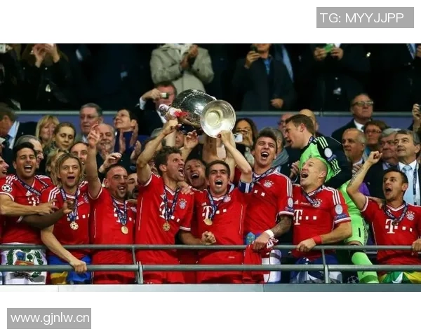 翁达夫谈战多特三球表现:这样的顺利状态不是每周都能享受的 翁达夫谈战多特三球表现:这样的顺利状态不是每周都能享受的