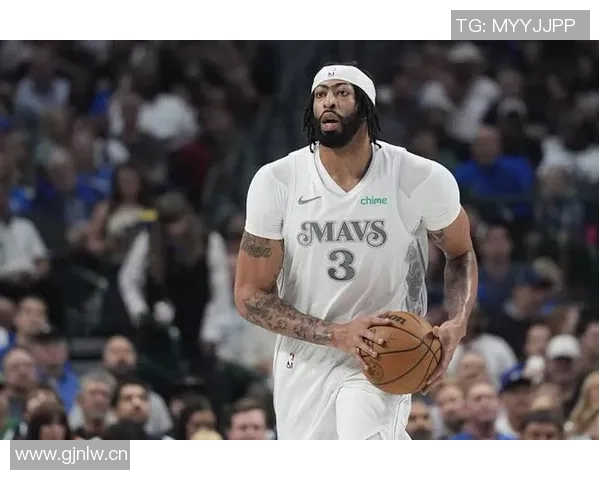 浓眉加盟独行侠后出勤率仅3046场比赛只打了14场引发关注