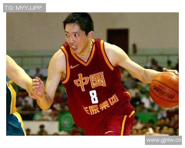 卢:针对位置速度短板强调身体对抗强度的重要性与竞争力提升策略 卢:针对位置速度短板强调身体对抗强度的重要性与竞争力提升策略