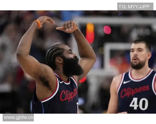 哈登谈上赛季压力与新赛季接球投篮机会提升的高效表现