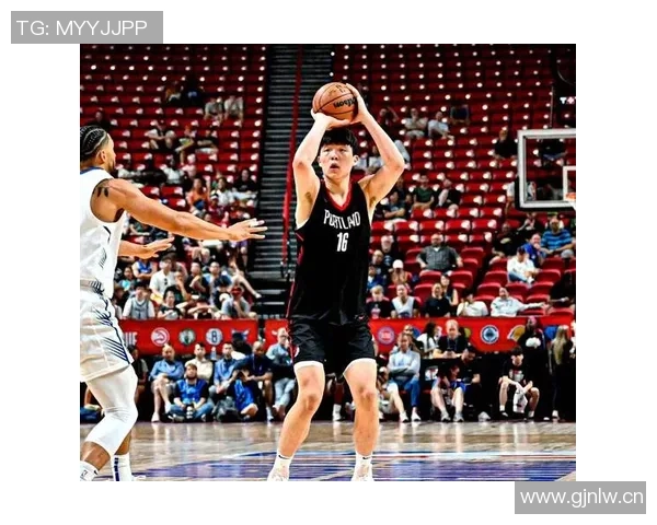 杨瀚森小组赛三战全休球队战绩喜忧参半何时迎来NBA首秀