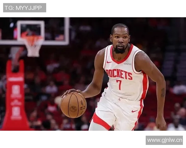 乌度卡透露杜兰特因球迷意外受伤谢泼德将担任首发球员