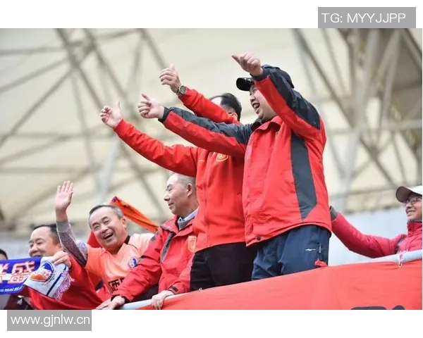 早报：标王报销法老绝杀红军球迷心情复杂难以言表