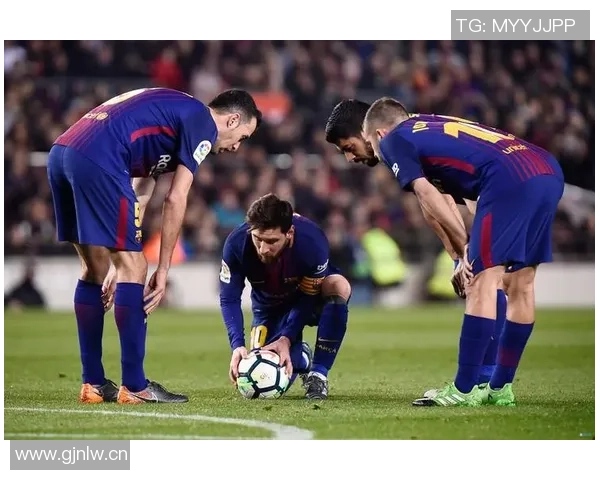 阿尔巴与布斯克茨宣布退役穆勒致敬两位传奇球员