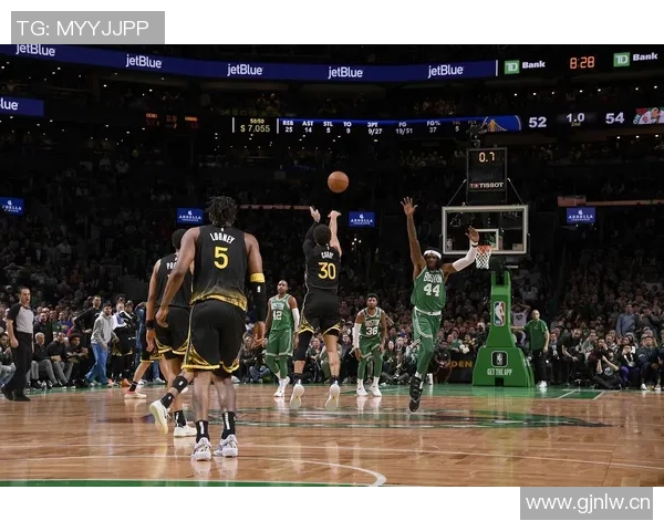 克莱三分球历史排名升至第五未来有望继续突破新高