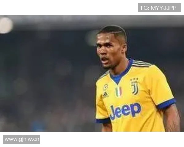 斯基拉透露阿联酋伊蒂法克俱乐部有意免签35岁球星道格拉斯科斯塔