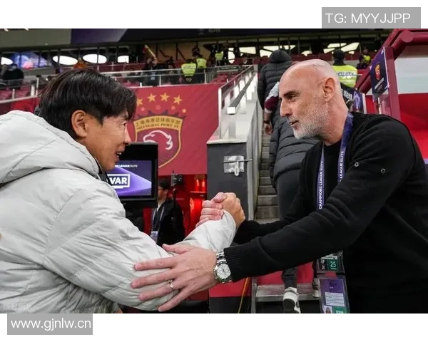 穆斯卡特表达对球队的骄傲与对家庭的温暖期待