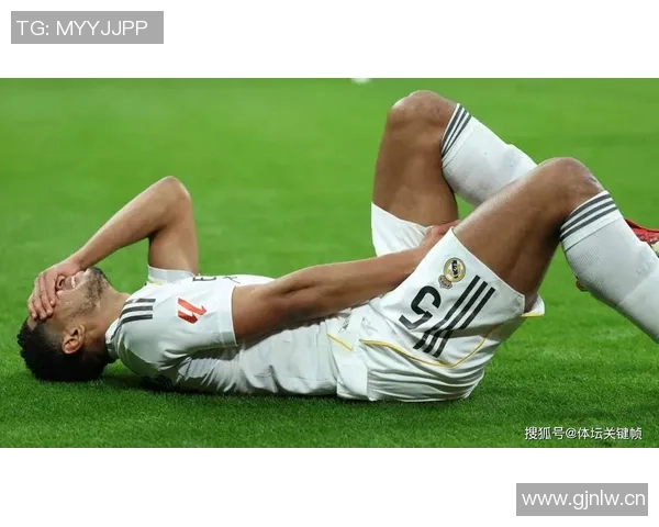 皇马中场琼阿梅尼左腿半腱肌受伤预计缺阵三周 皇马中场琼阿梅尼左腿半腱肌受伤预计缺阵三周